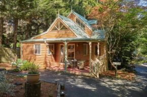 Fernhem Cottages- Love in the Mist